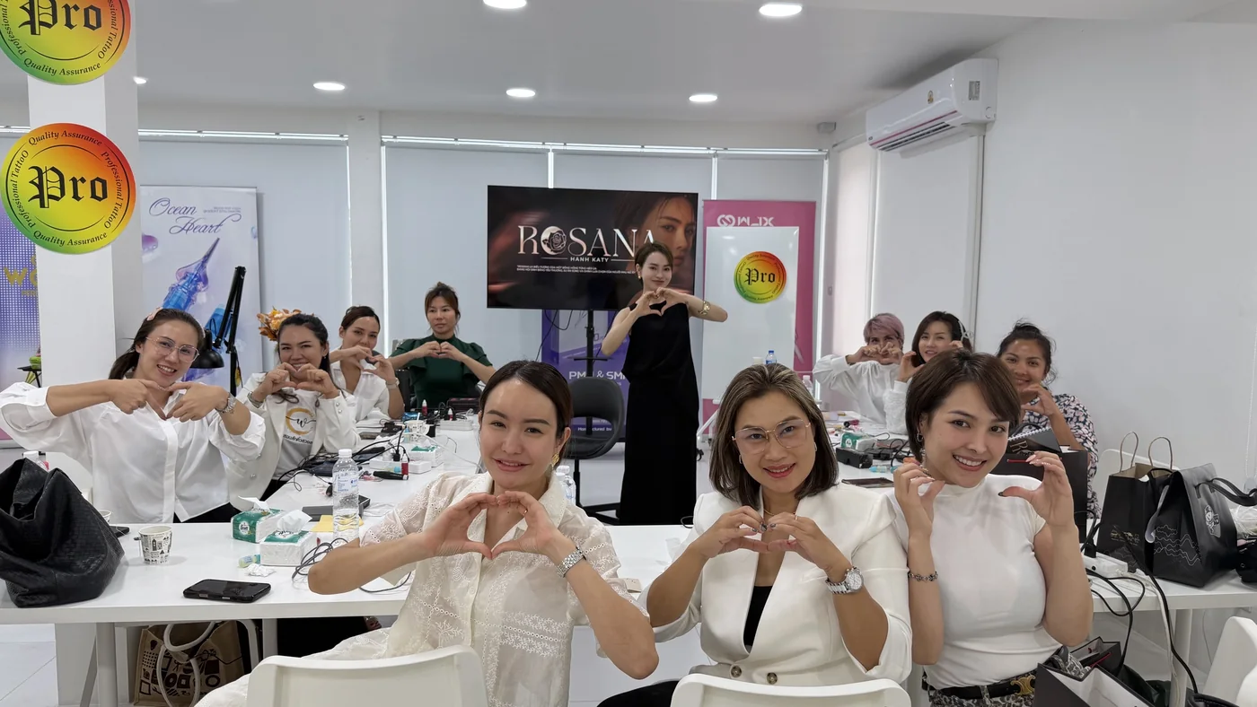 HạnhKaty đào tạo phương pháp Rosana tại Thái Lan