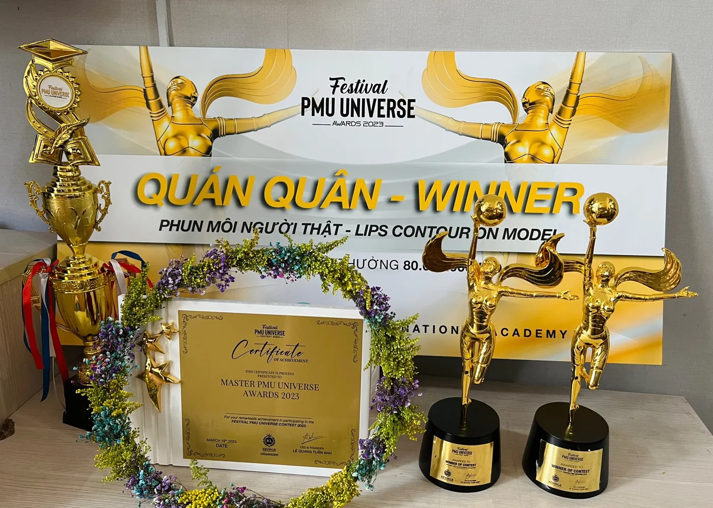 Cúp Quán quân PMU Universe Awards 2023